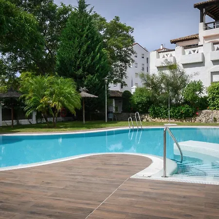 New Full Private With Pool And Parking