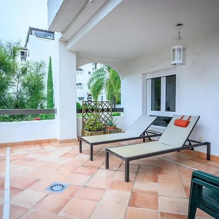 New Full Private With Pool And Parking Apartment *