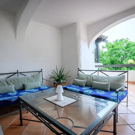 New Full Private With Pool And Parking Apartment