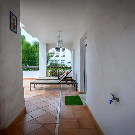 New Full Private With Pool And Parking