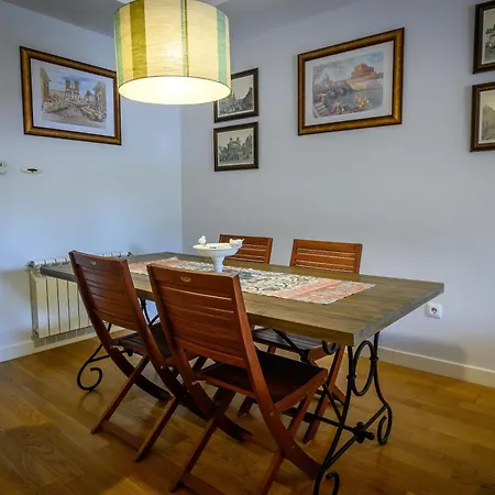 New Full Private With Pool And Parking Apartment *