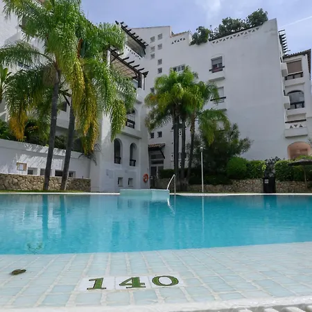 New Full Private With Pool And Parking Apartment